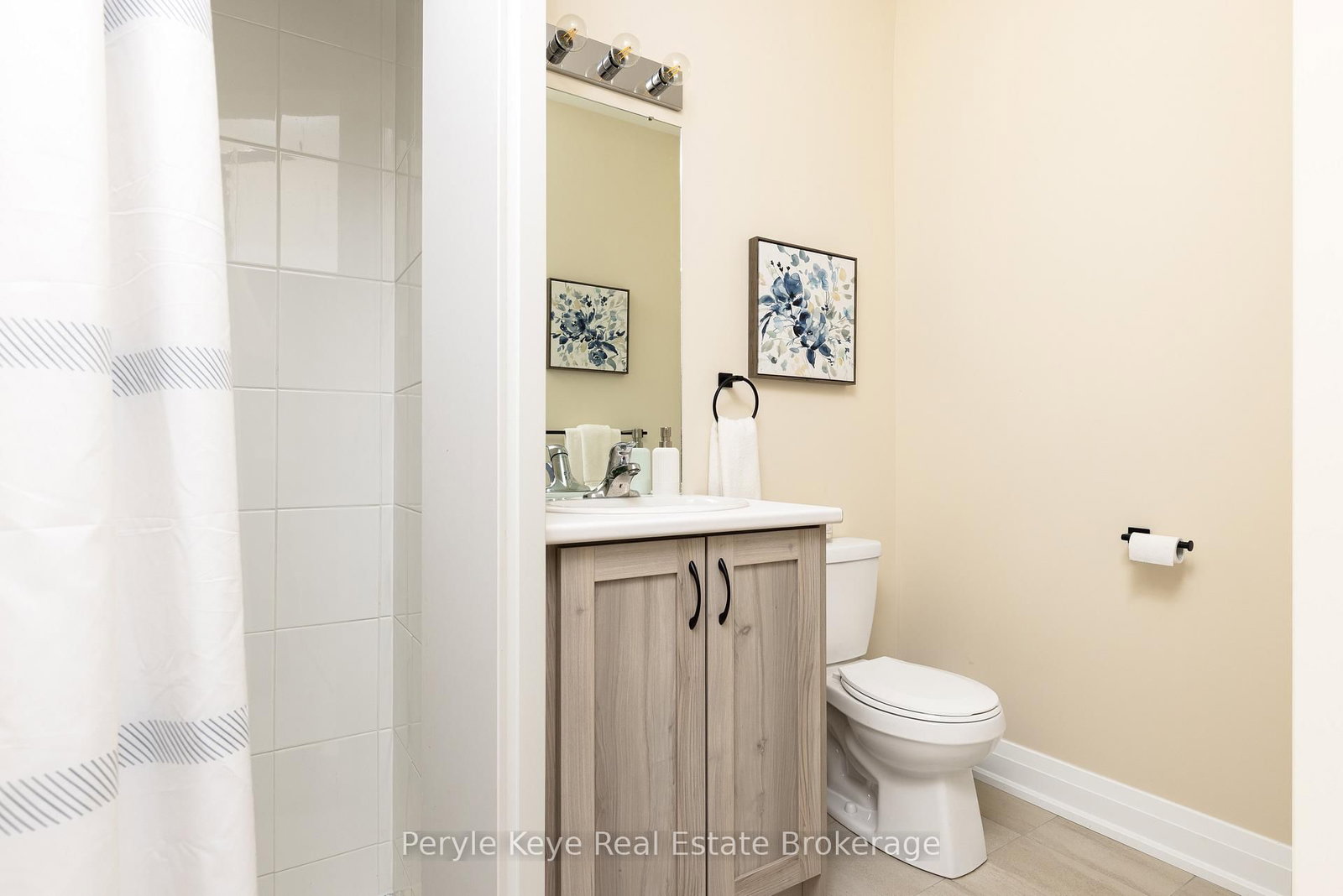 2 Leeds Court • Bracebridge, ON photo 32