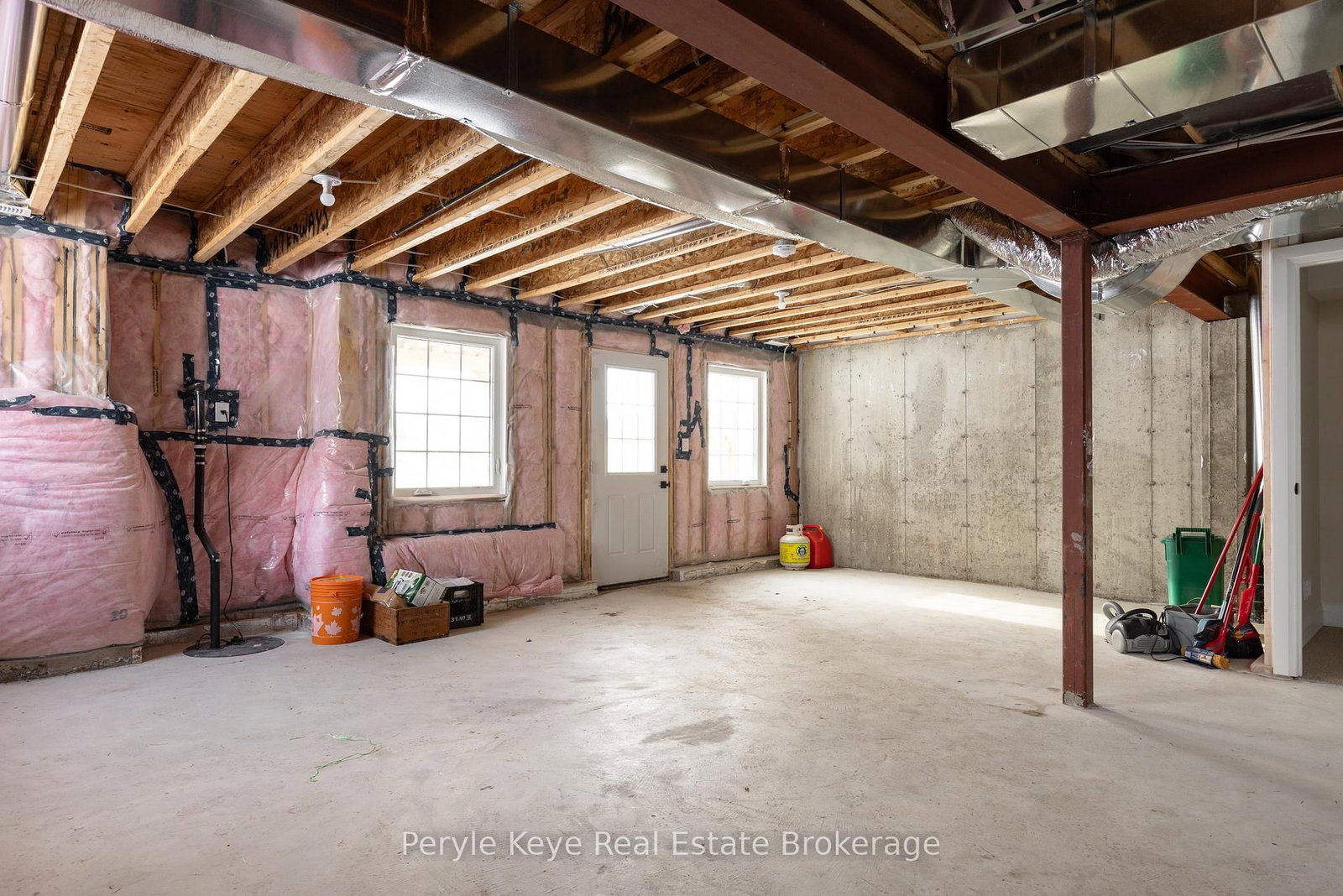 2 Leeds Court • Bracebridge, ON photo 44
