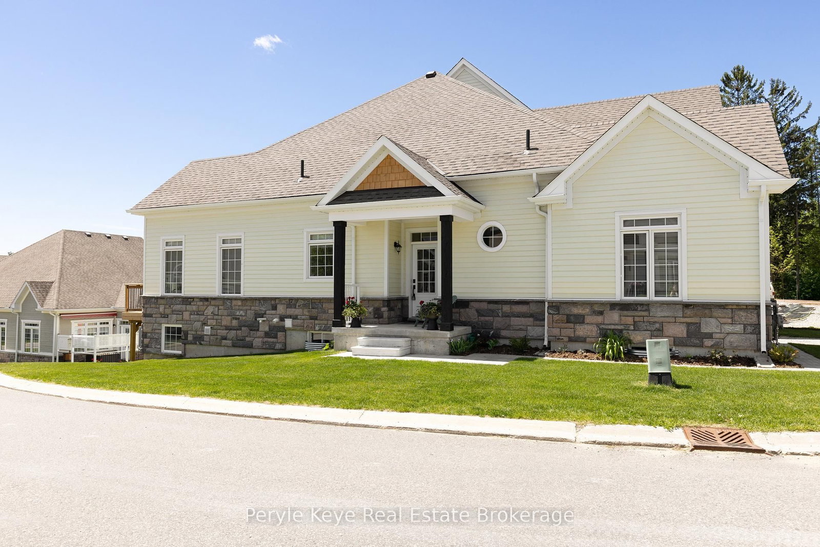 2 Leeds Court • Bracebridge, ON photo 5