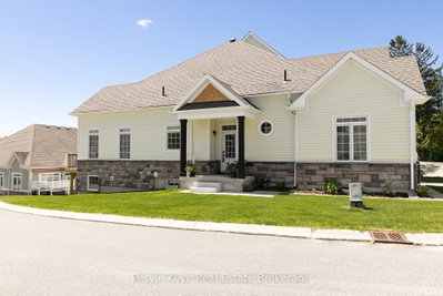 2 Leeds Court • Bracebridge, ON photo 5