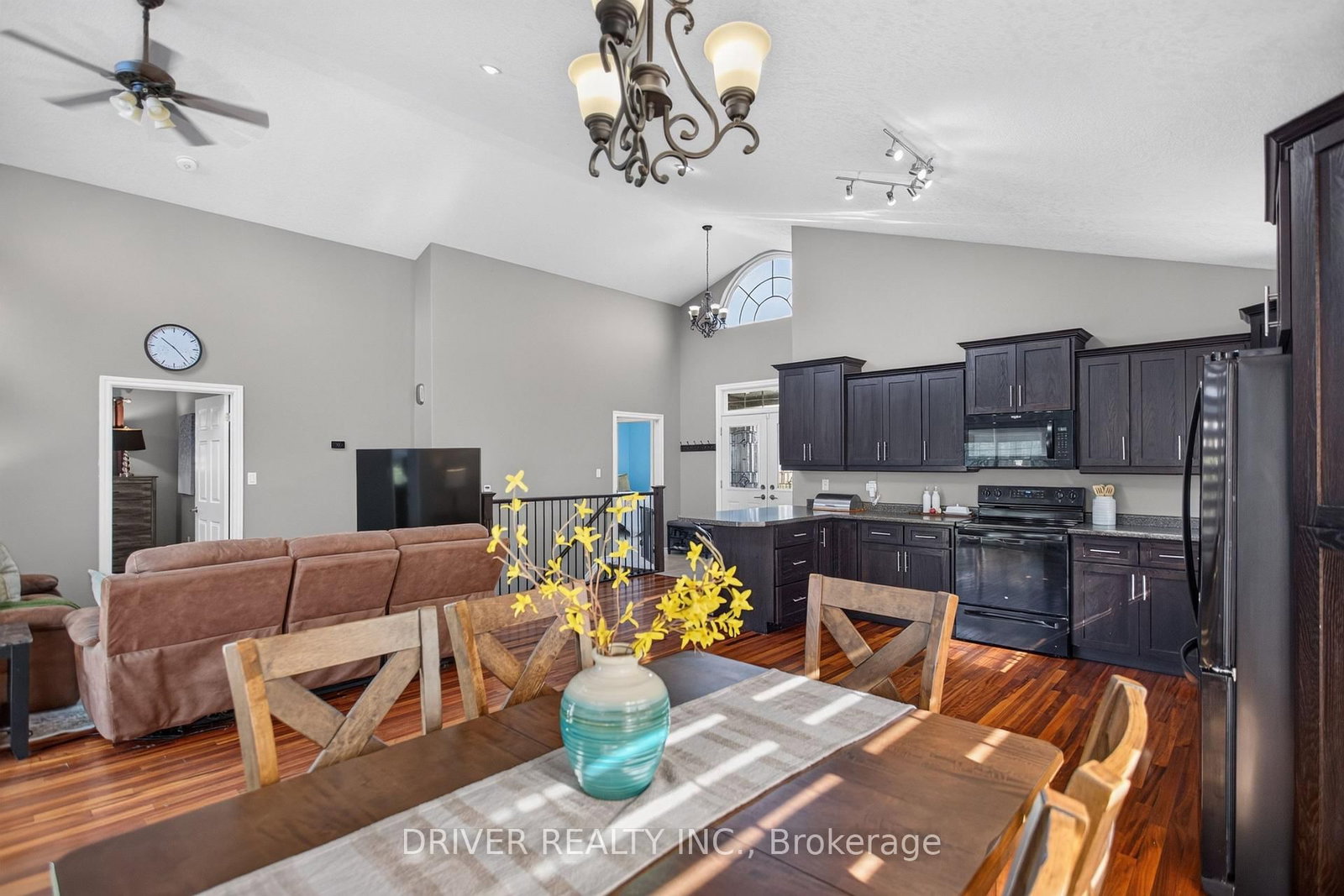50 Treadwell Street • Aylmer, ON photo 10