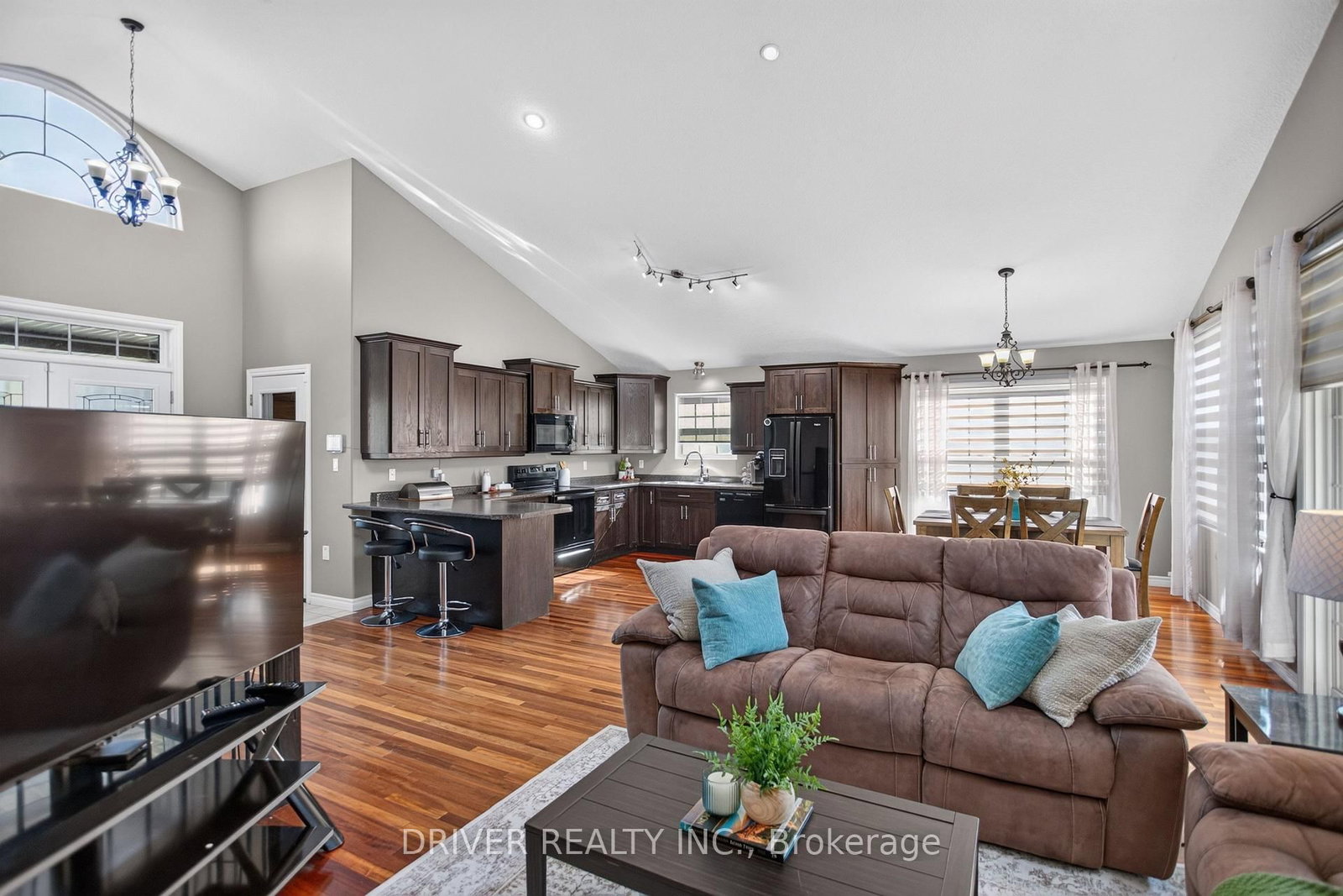 50 Treadwell Street • Aylmer, ON photo 11