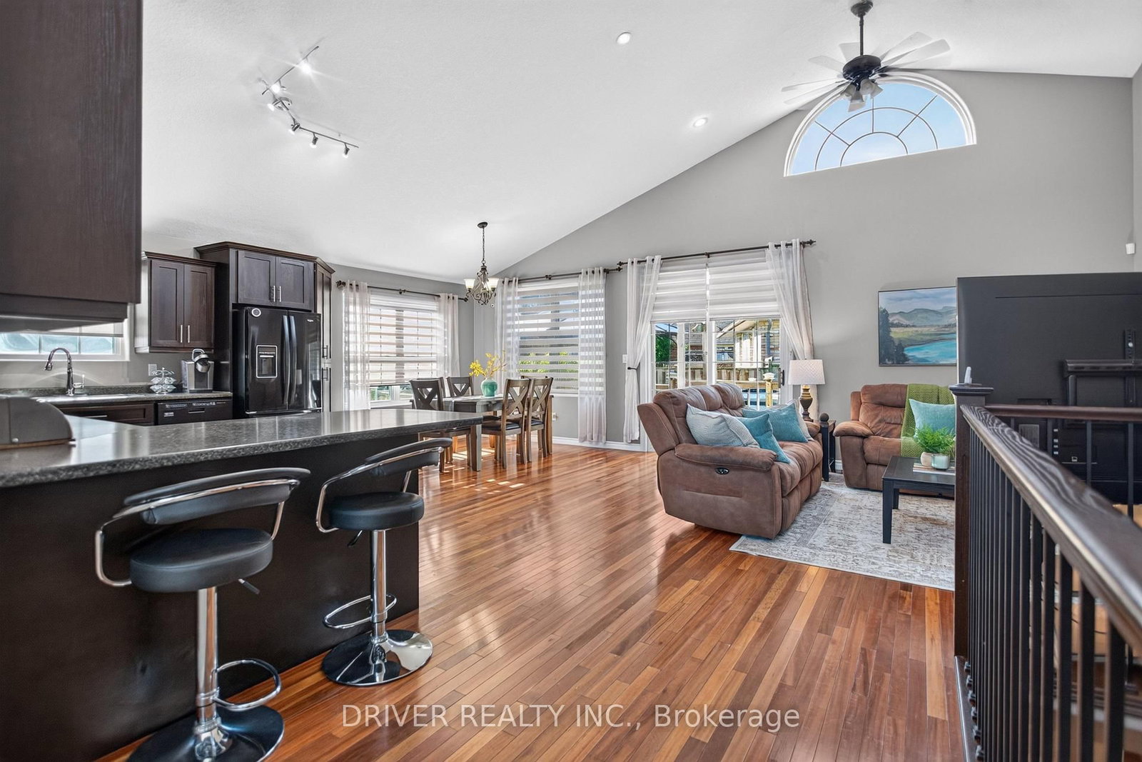 50 Treadwell Street • Aylmer, ON photo 5