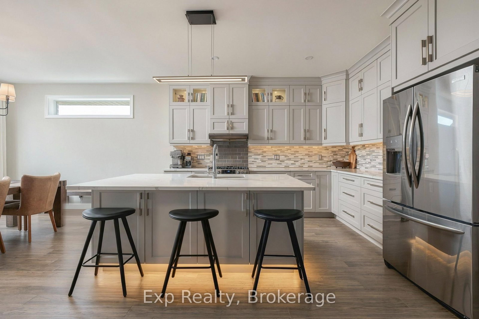 91 Covington Crescent • Belleville, ON photo 2