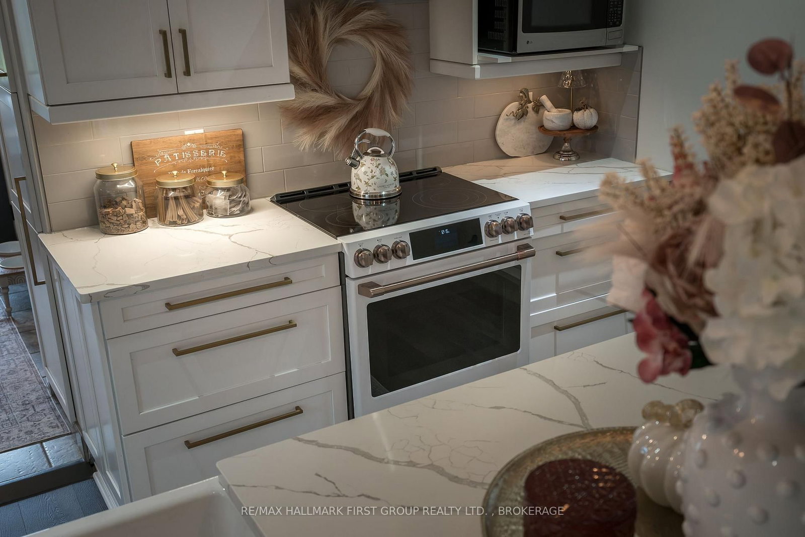 62 Alexander Street • Belleville, ON photo 10