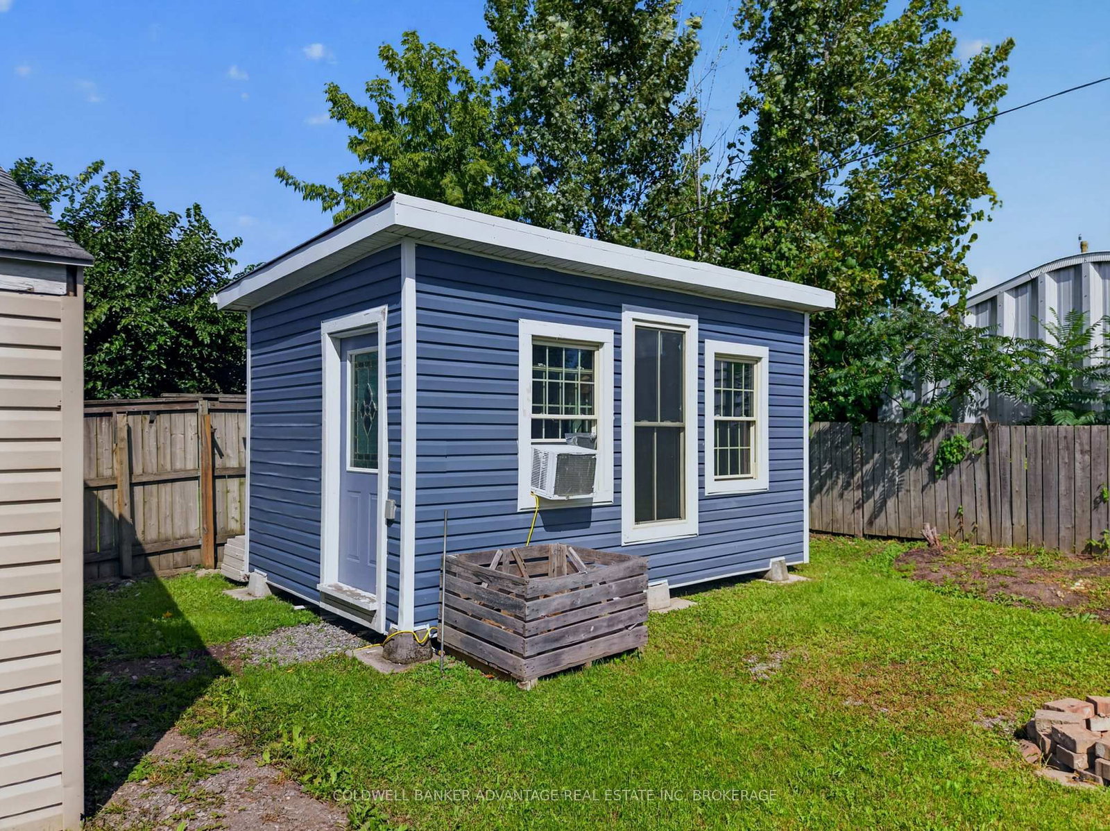 229 Dain Avenue • Welland, ON photo 4