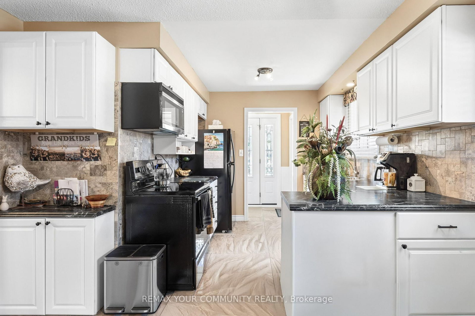 30 Redwing Street • Kawartha Lakes, ON photo 15