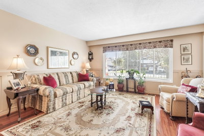 30 Redwing Street • Kawartha Lakes, ON photo 8