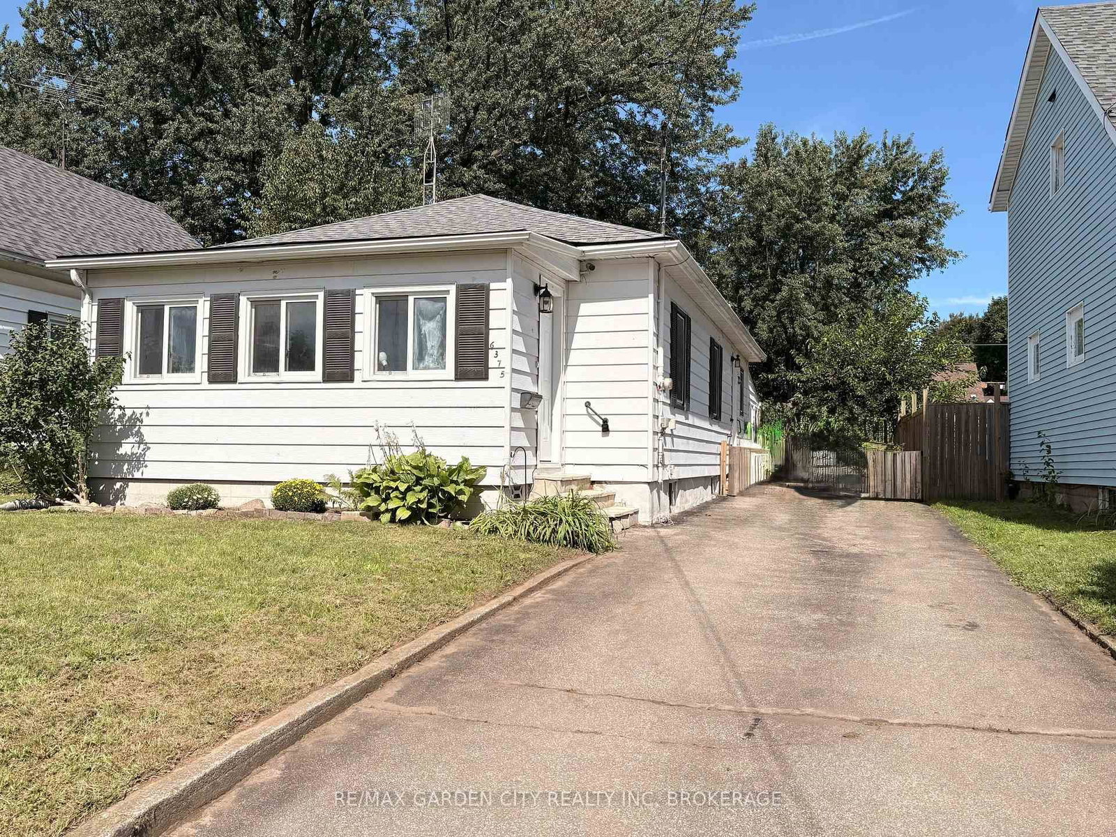 6375 CULP Street • Niagara Falls, ON photo 1