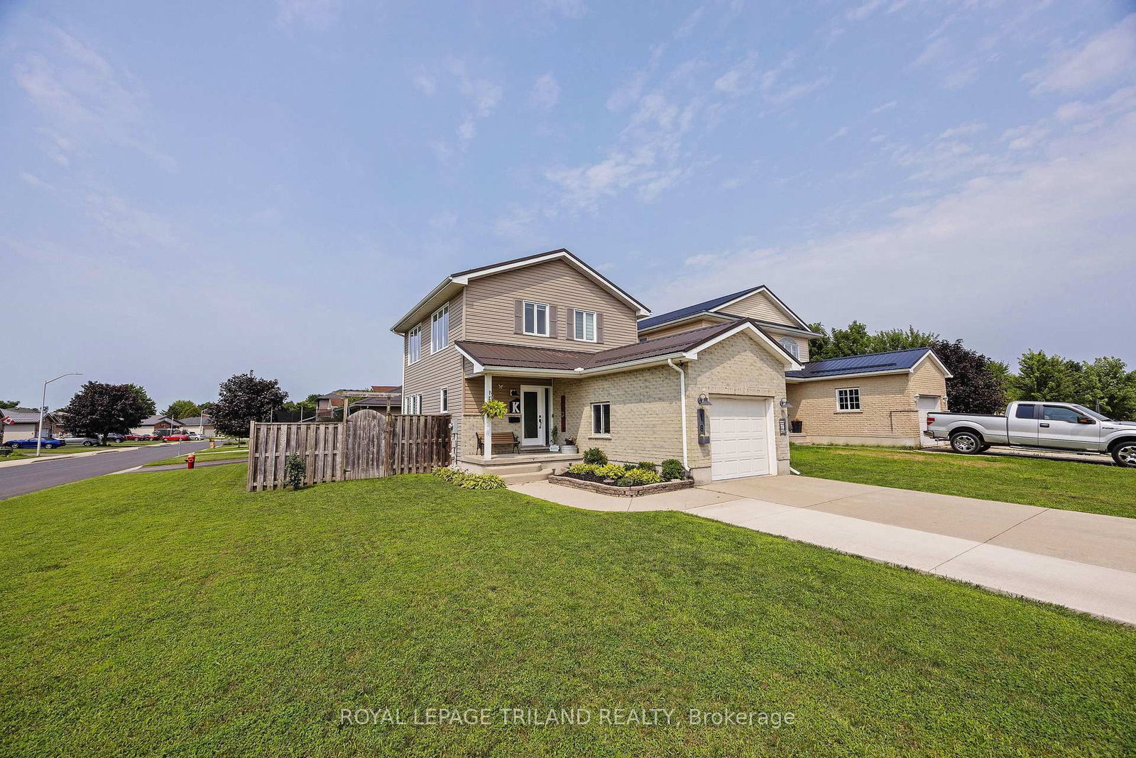 18 Tara Court • Aylmer, ON photo 4