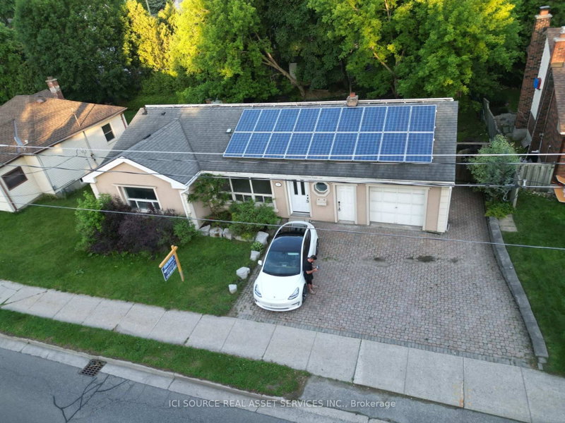 52 Speedvale Avenue W