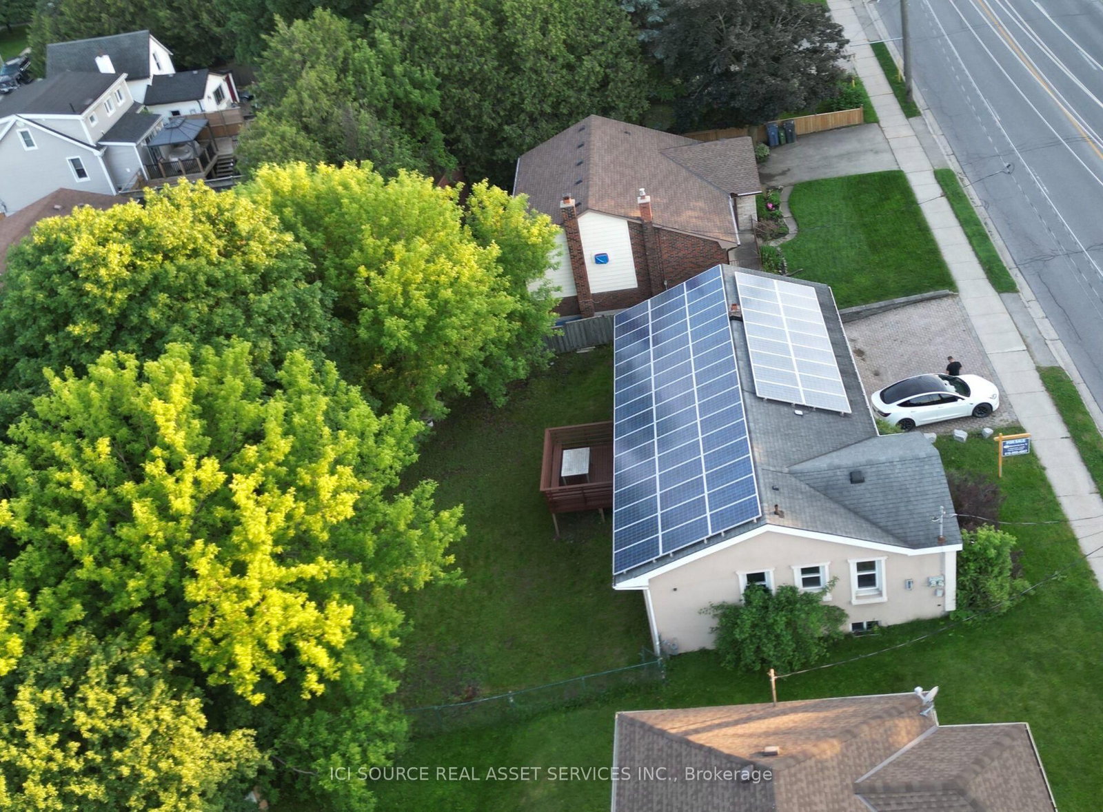 52 Speedvale Avenue W • Guelph, ON photo 5