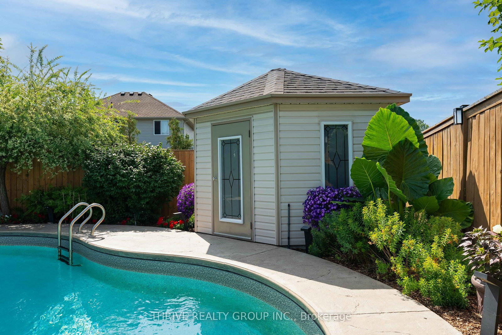 175 Forest Grove Crescent • Thames Centre, ON photo 9