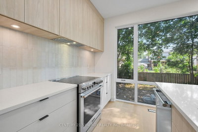 83 Boyce Avenue • Ottawa, ON photo 9