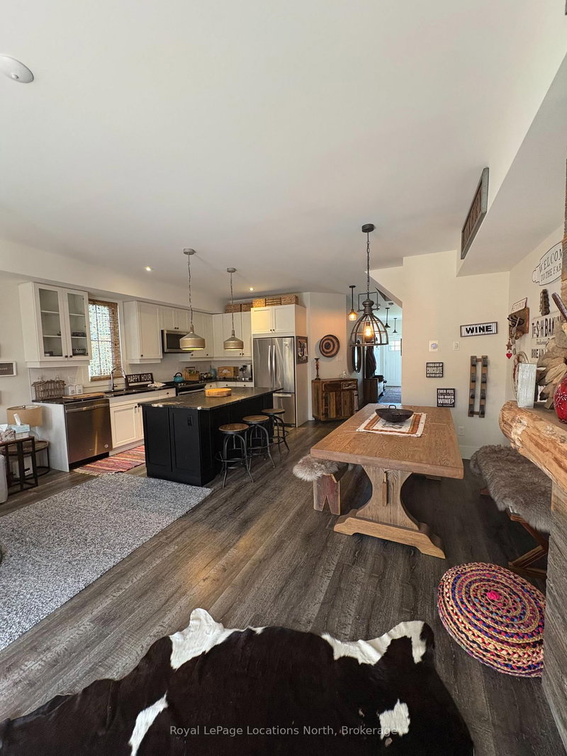 363 Yellow Birch Crescent