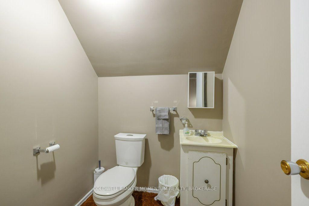 25 Clayburn Avenue • St. Catharines, ON photo 19