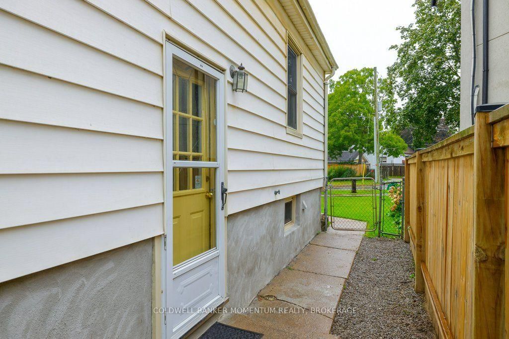 25 Clayburn Avenue • St. Catharines, ON photo 29