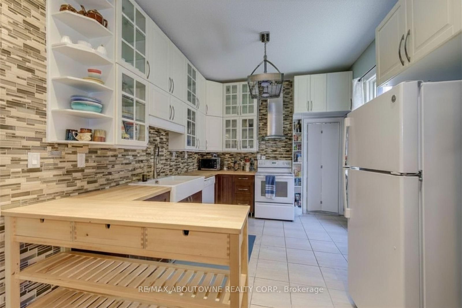 100 Grant Avenue • Hamilton, ON photo 10