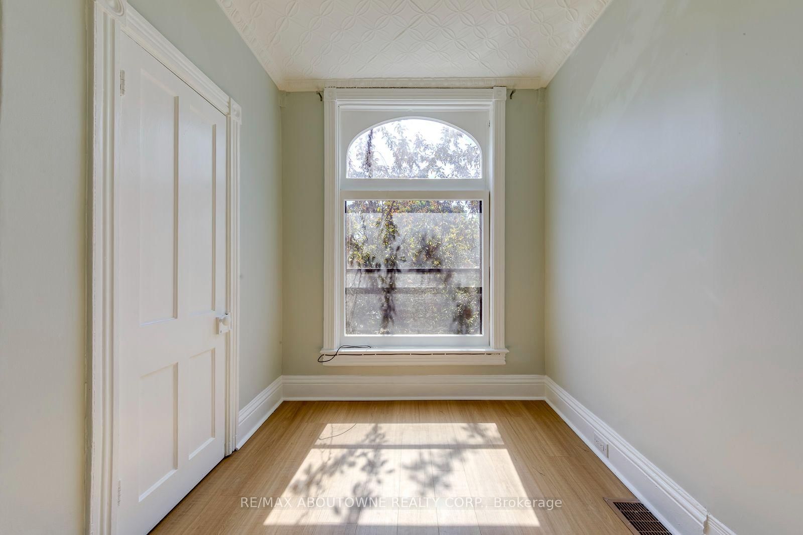 100 Grant Avenue • Hamilton, ON photo 21