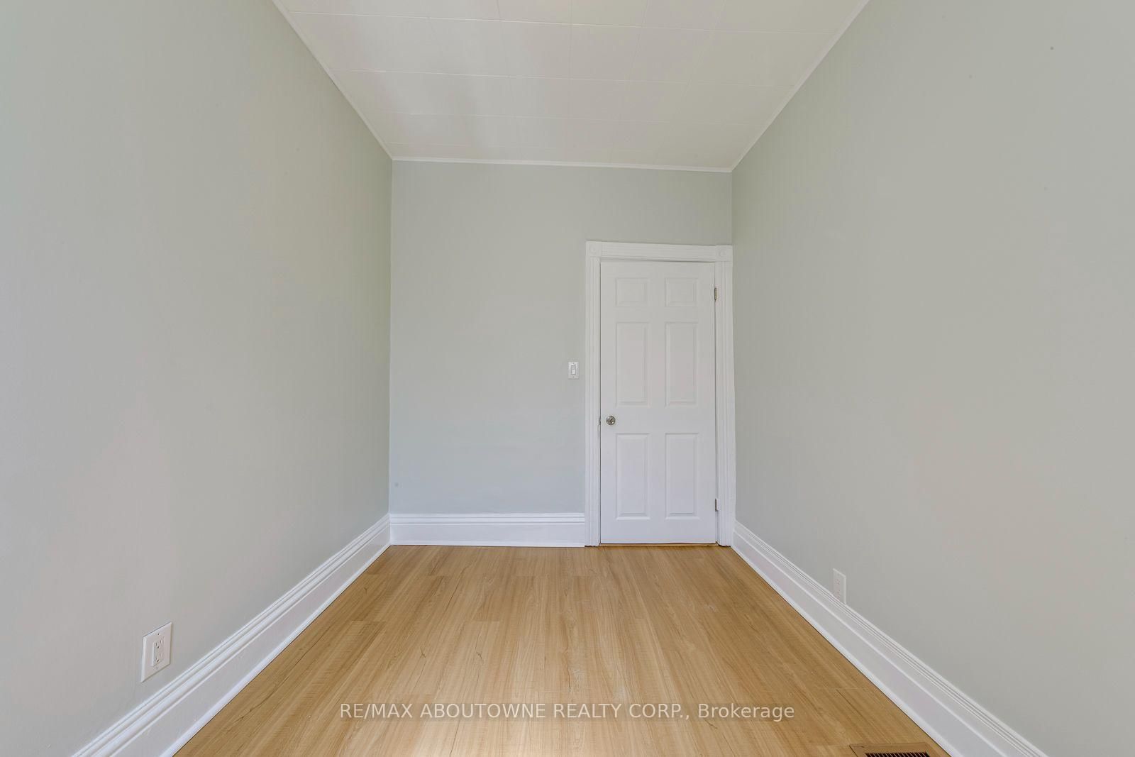 100 Grant Avenue • Hamilton, ON photo 27