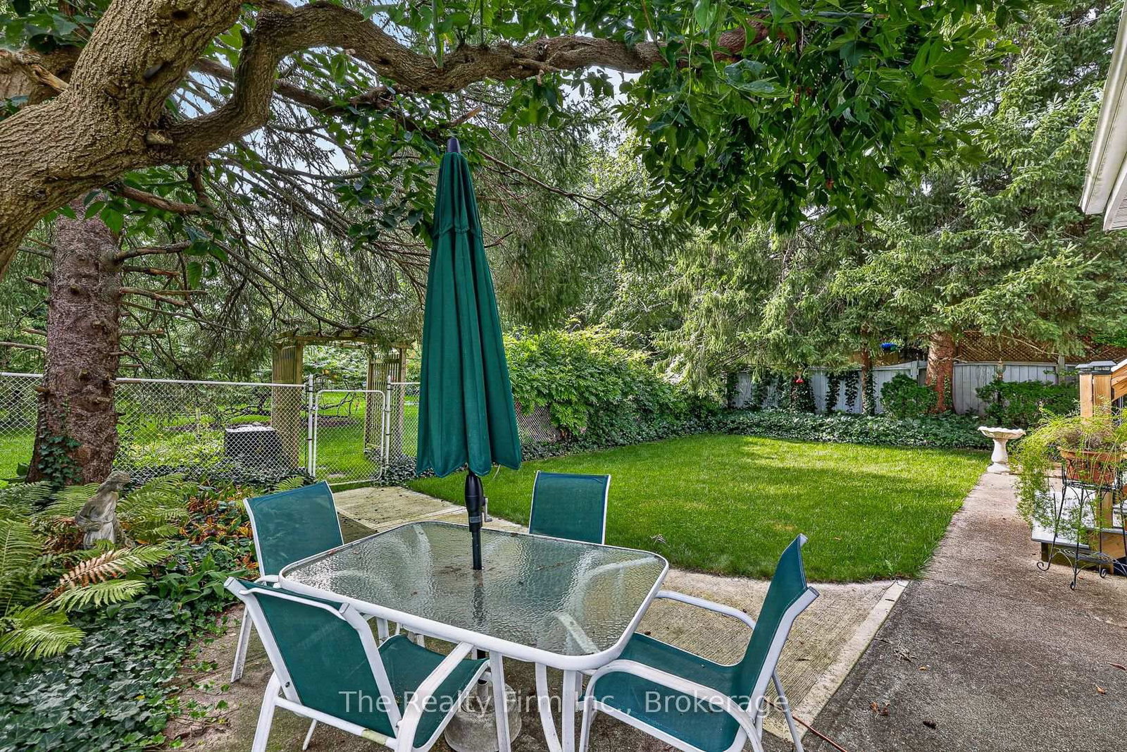 216 Bower Hill Road • Woodstock, ON photo 40