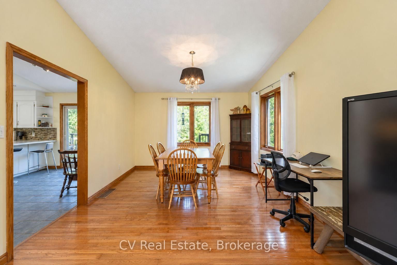 1045 Narrows Road • Gravenhurst, ON photo 15