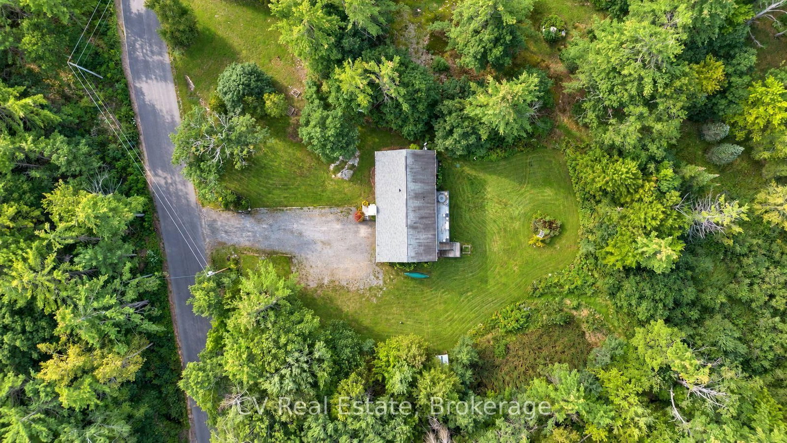 1045 Narrows Road • Gravenhurst, ON photo 38