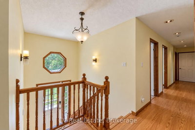 1045 Narrows Road • Gravenhurst, ON photo 8