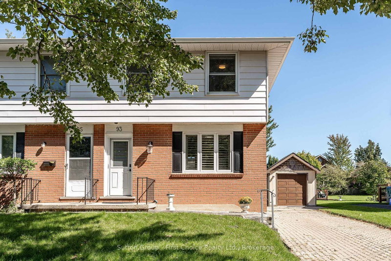 93 Kemp Crescent