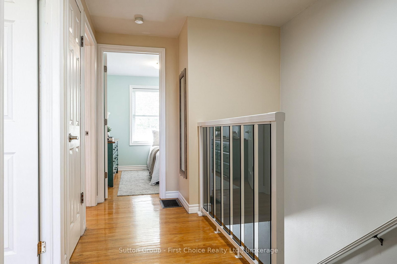 93 Kemp Crescent • Stratford, ON photo 14