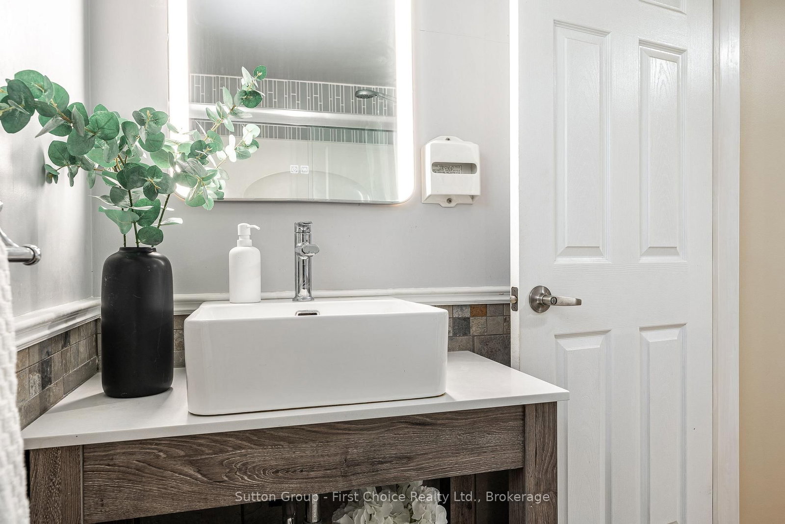93 Kemp Crescent • Stratford, ON photo 21