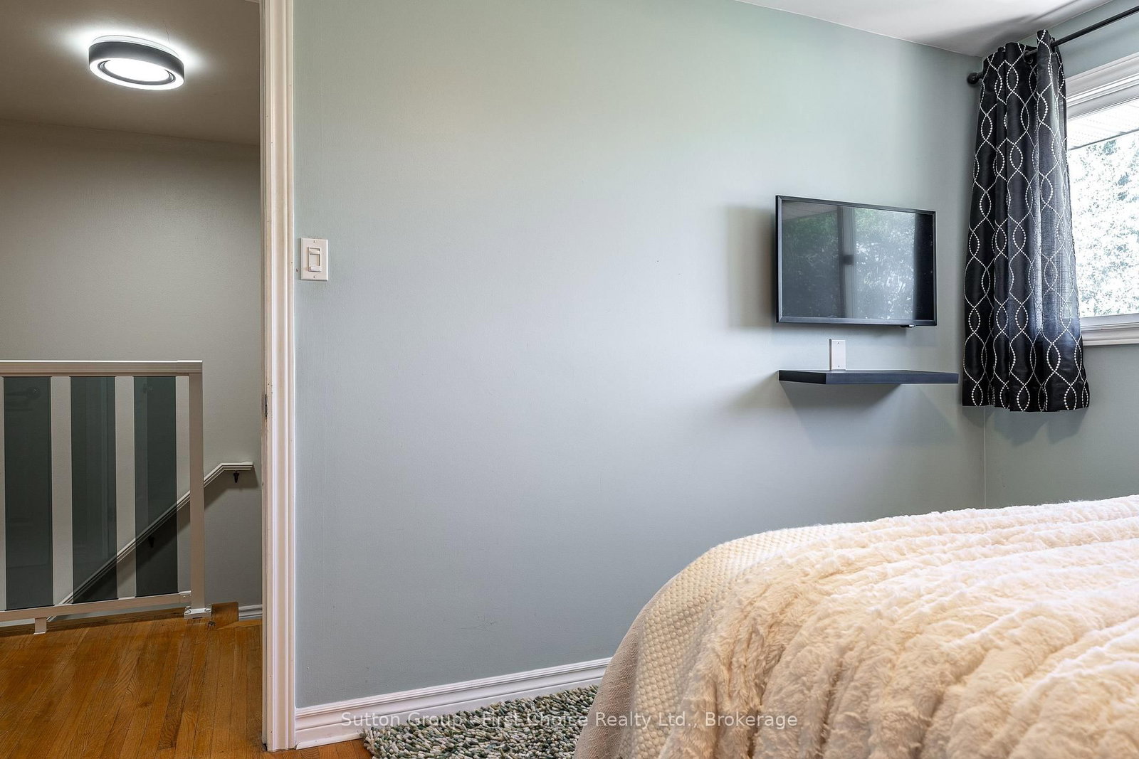 93 Kemp Crescent • Stratford, ON photo 23
