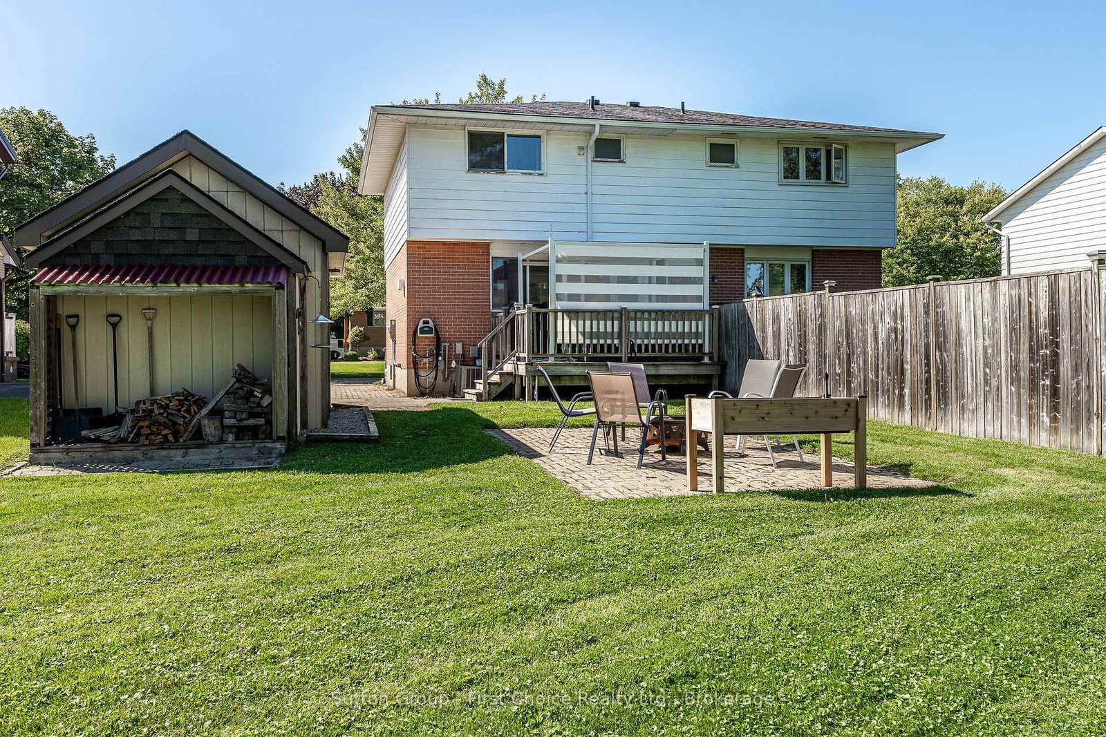 93 Kemp Crescent • Stratford, ON photo 39