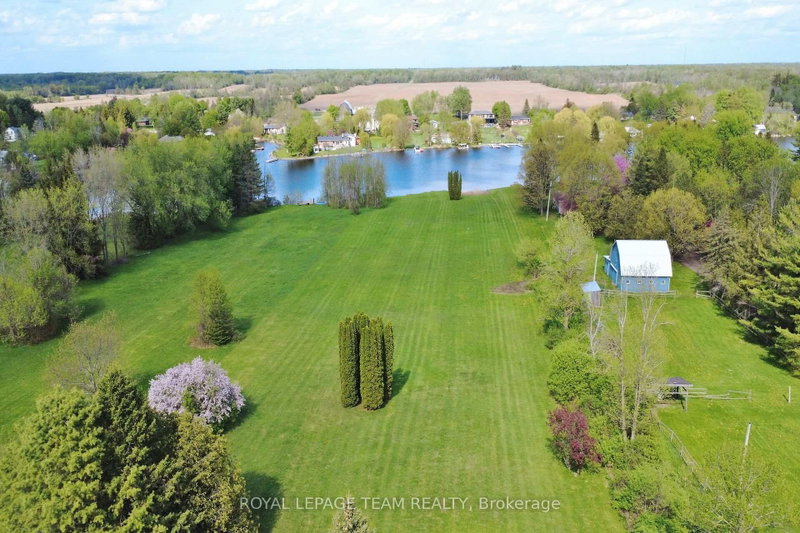 5965 Rideau Valley Drive N