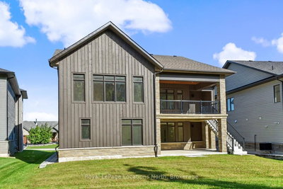 124 Dorothy Drive • Blue Mountains, ON photo 4