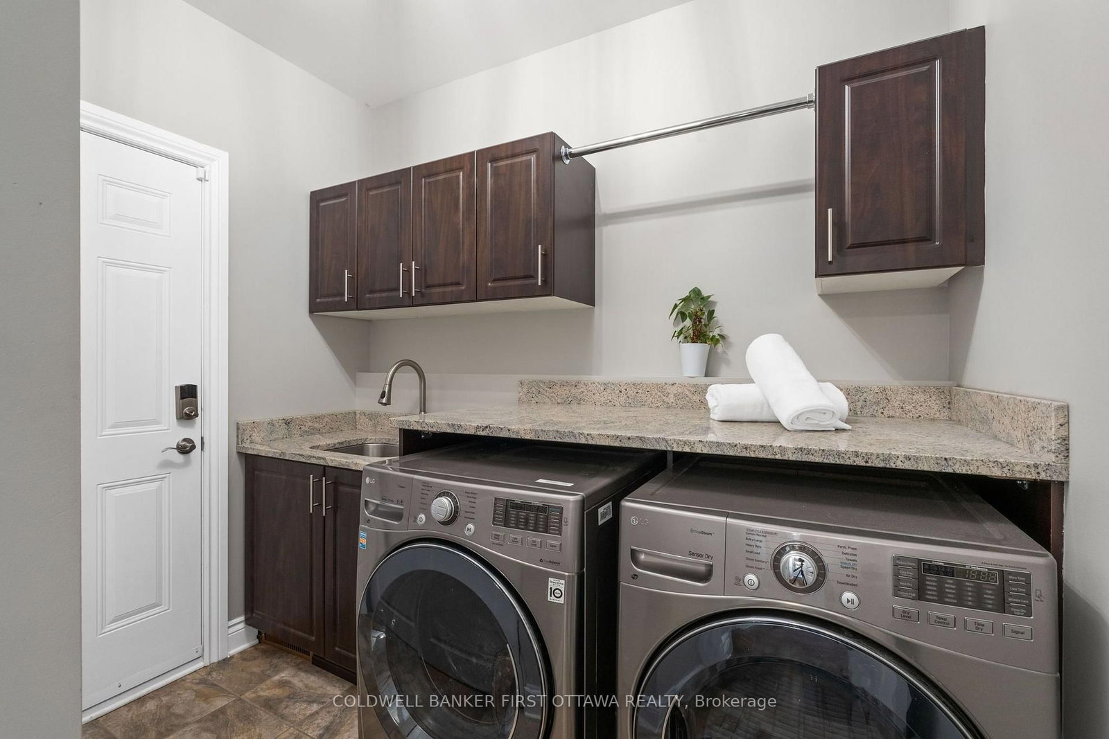 60 Ginseng Terrace • Stittsville, ON photo 19