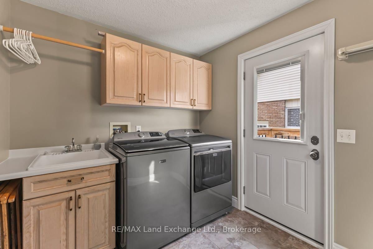 932 Parkwood Drive • Saugeen Shores, ON photo 12