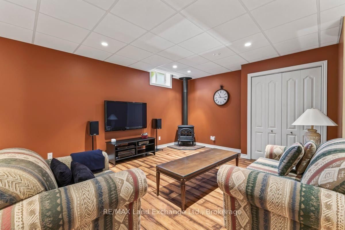 932 Parkwood Drive • Saugeen Shores, ON photo 23