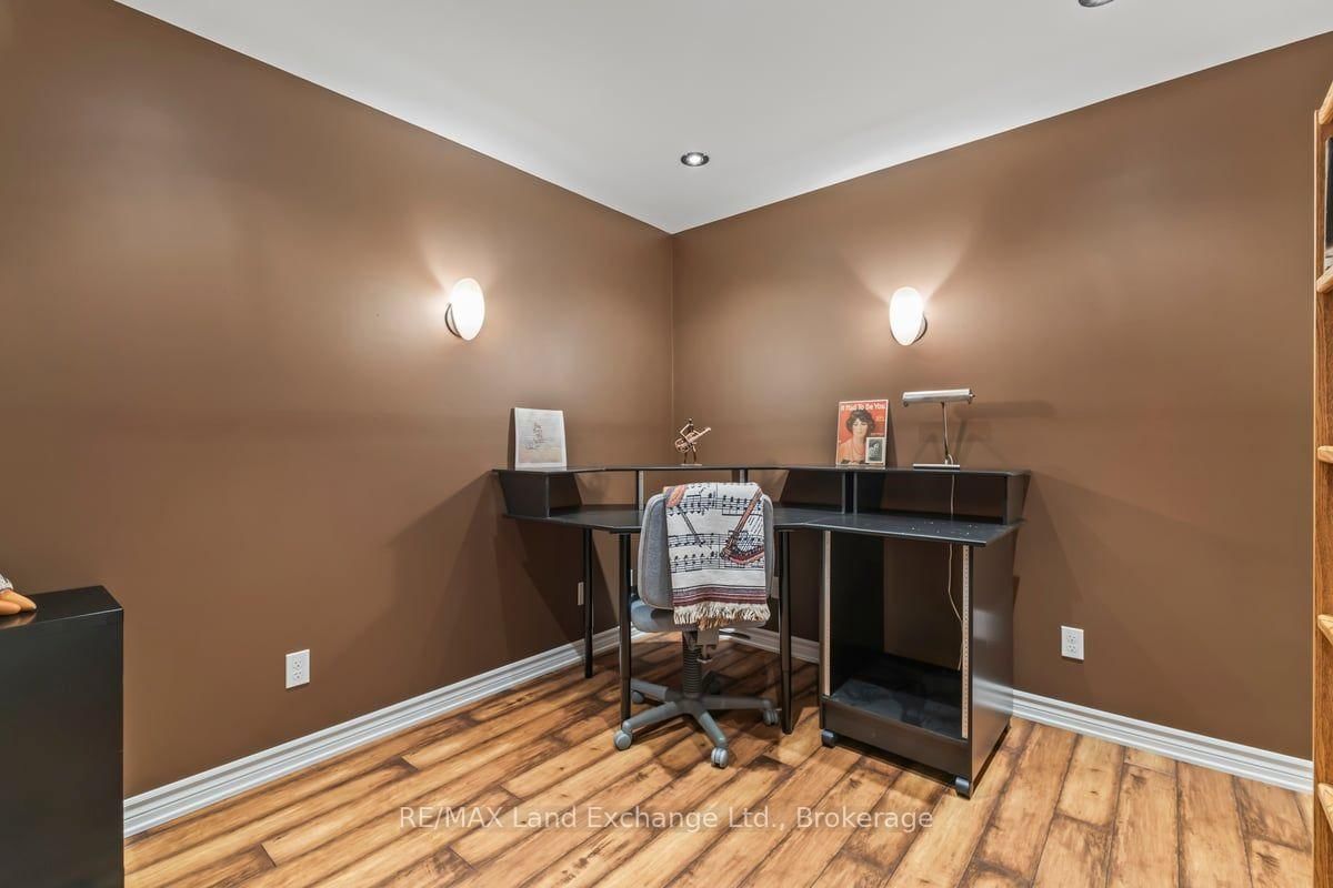932 Parkwood Drive • Saugeen Shores, ON photo 24