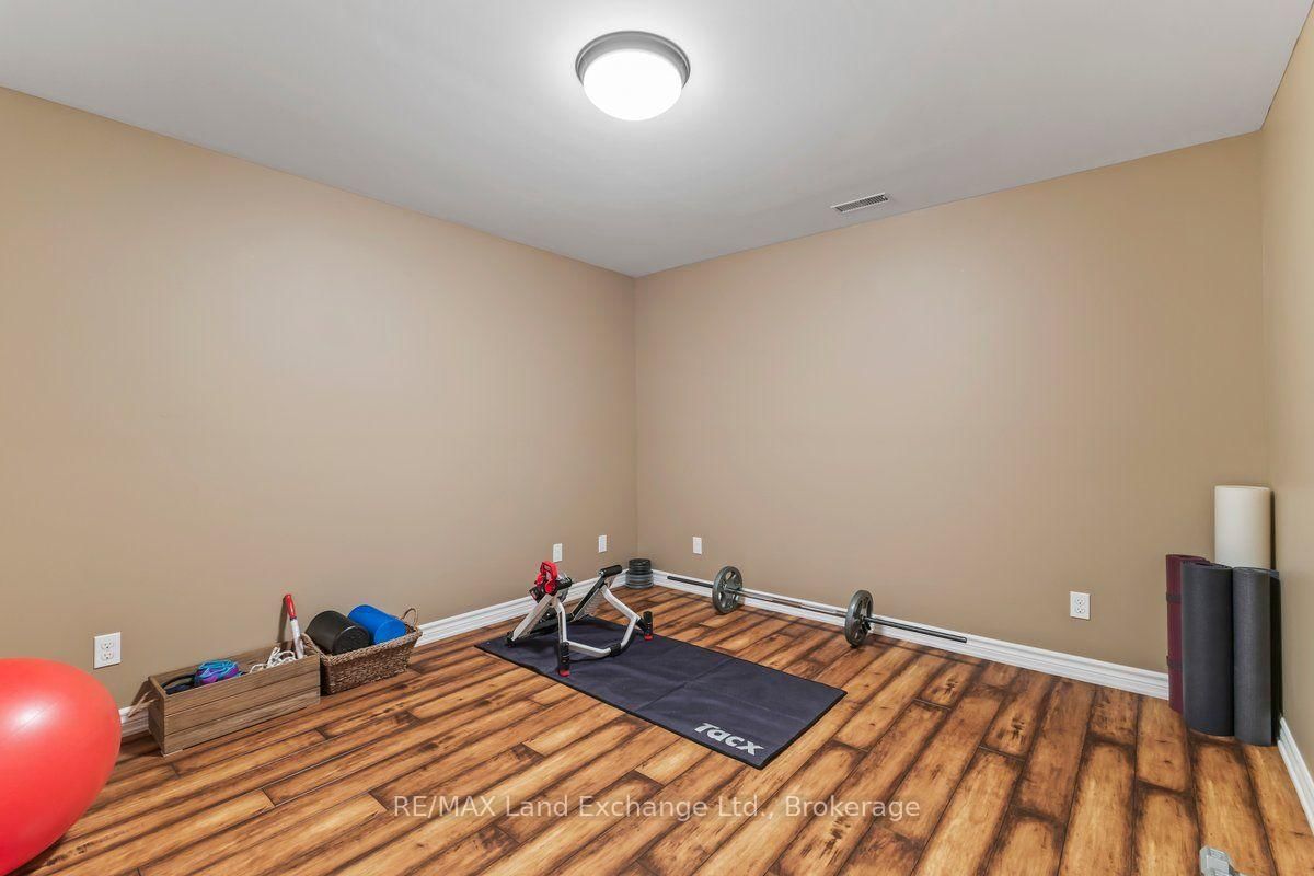 932 Parkwood Drive • Saugeen Shores, ON photo 25