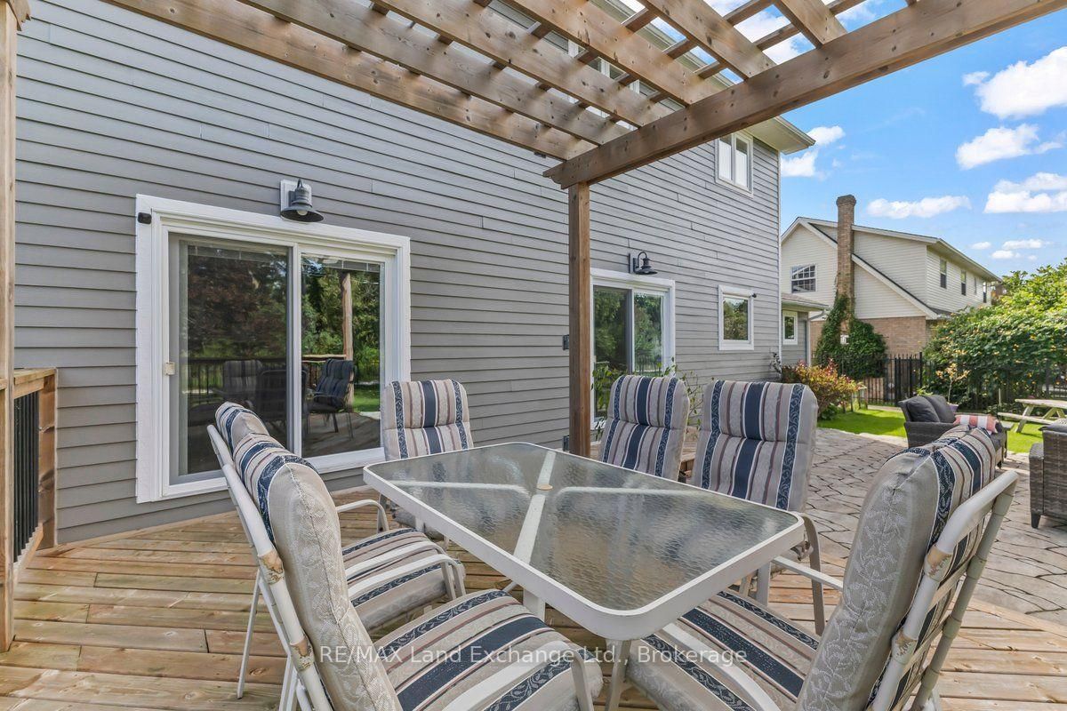 932 Parkwood Drive • Saugeen Shores, ON photo 38