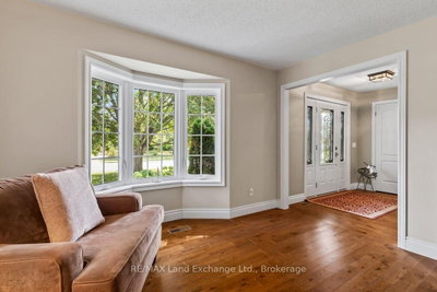 932 Parkwood Drive • Saugeen Shores, ON photo 4