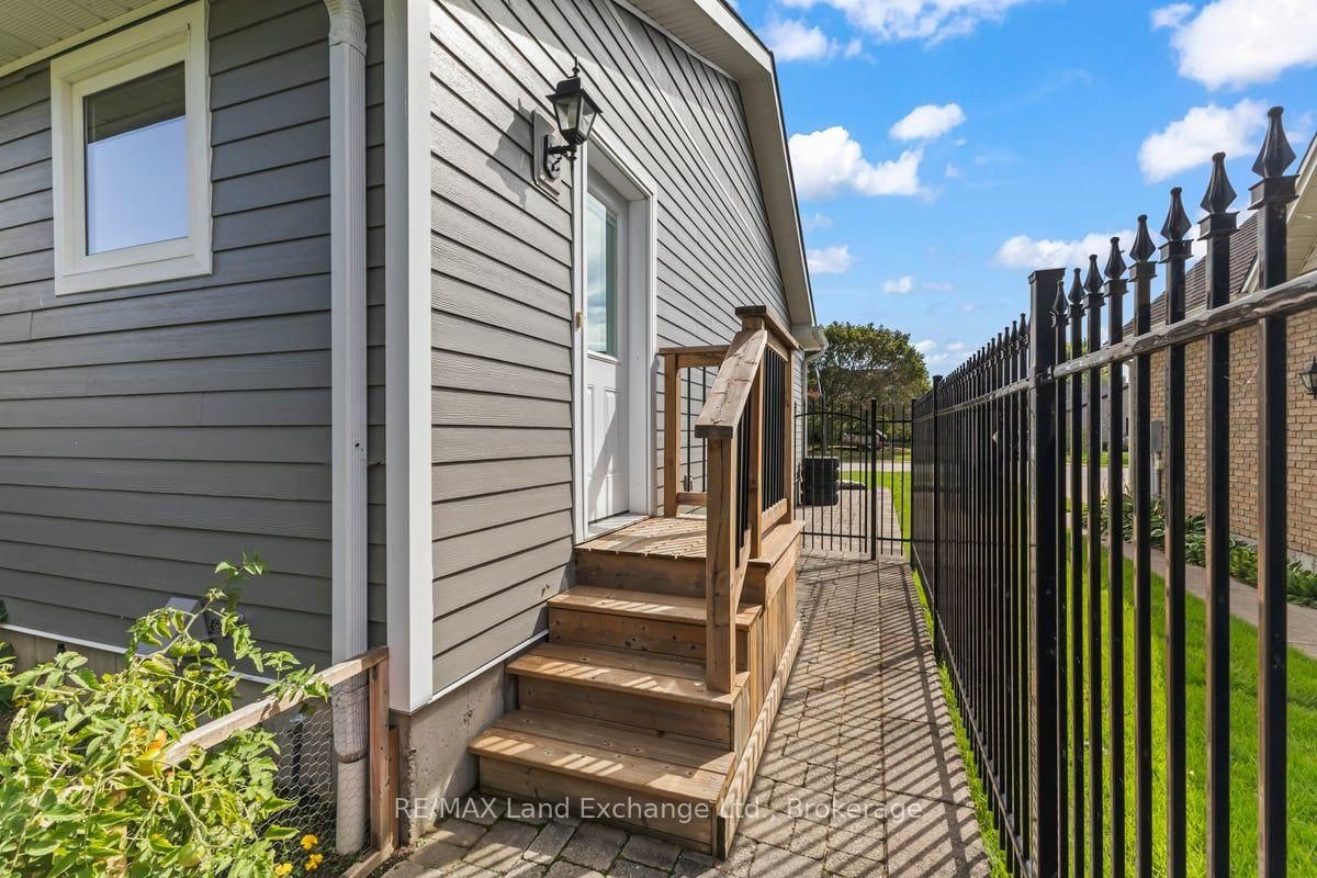 932 Parkwood Drive • Saugeen Shores, ON photo 40