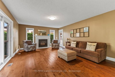 932 Parkwood Drive • Saugeen Shores, ON photo 6