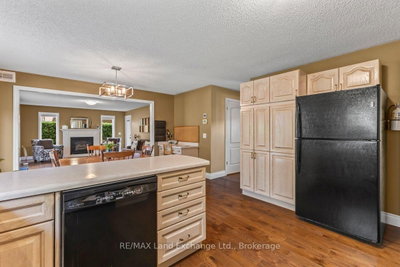 932 Parkwood Drive • Saugeen Shores, ON photo 8