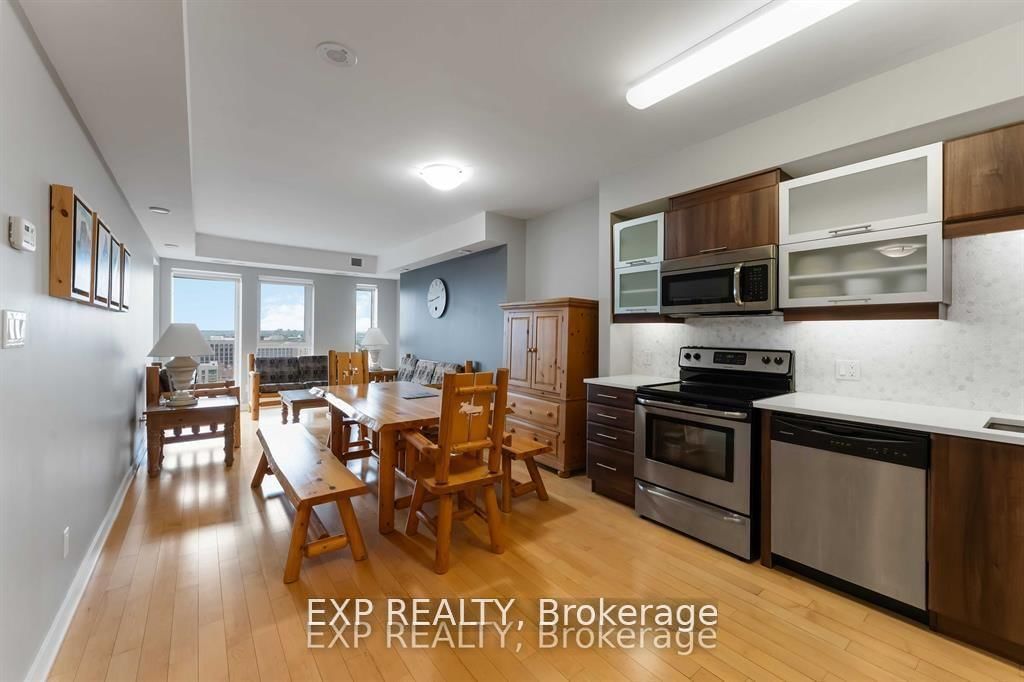 1607-40 Nepean St, Ottawa, view 10