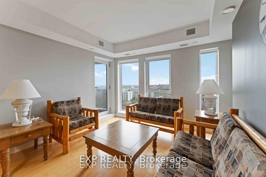 1607-40 Nepean St, Ottawa, view 15