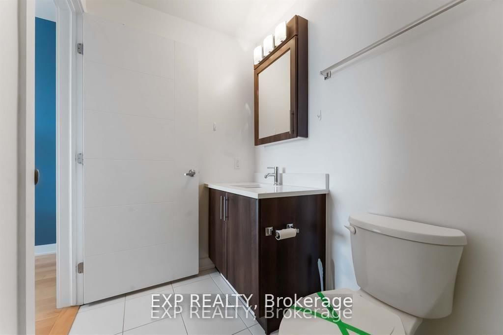 1607-40 Nepean St, Ottawa, view 24