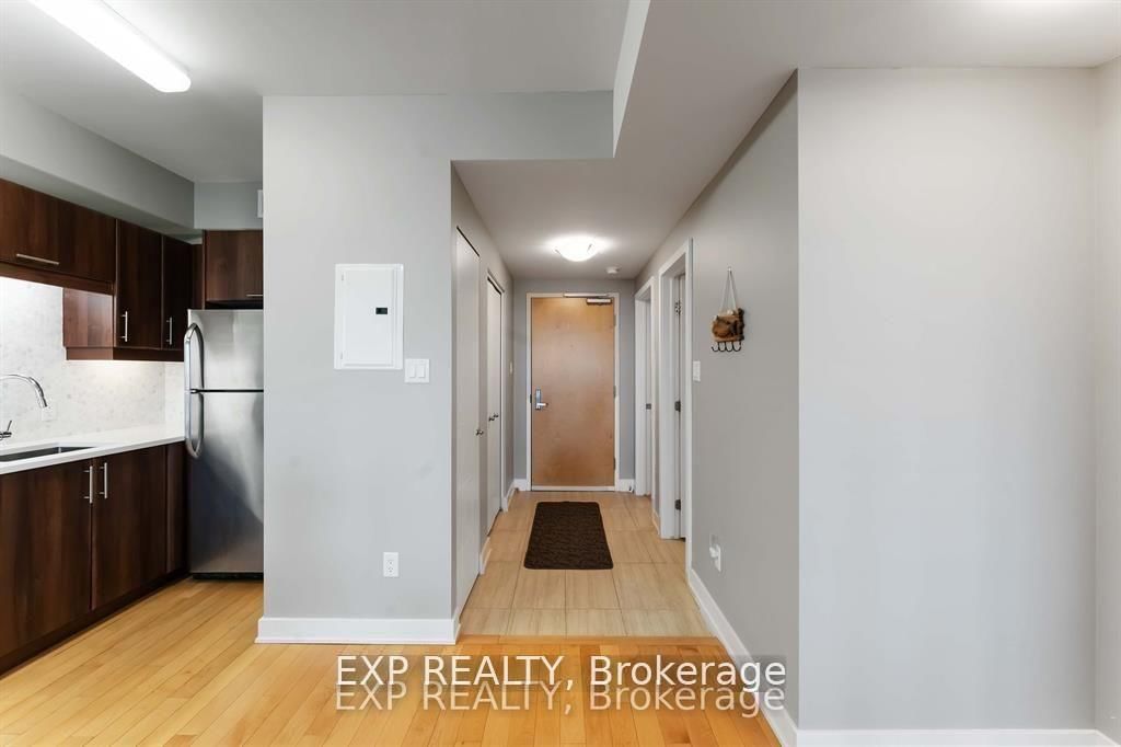 1607-40 Nepean St, Ottawa, view 6