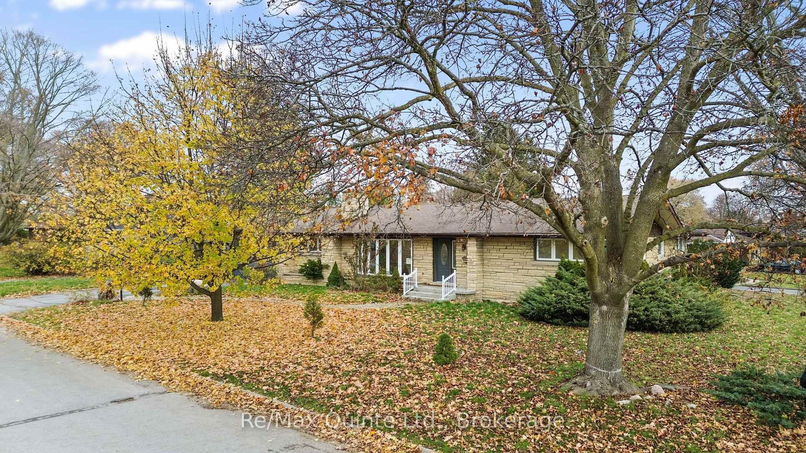 5 Stanley Park Drive